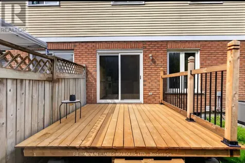 58 Robarts Crescent Ottawa ON K2L 4A5
