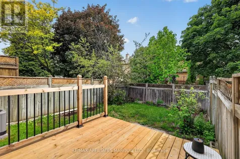 58 Robarts Crescent Ottawa ON K2L 4A5