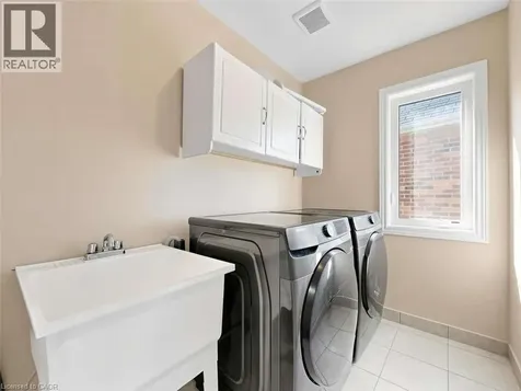 3136 Goodyear Road Burlington ON L7M 0Z9