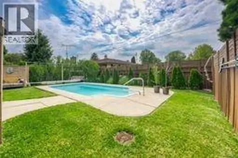 61 Dauw Avenue Wallaceburg ON N8A 3N3