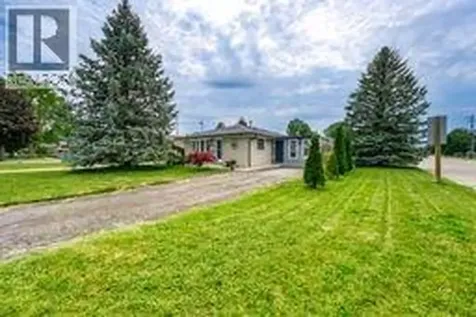 61 Dauw Avenue Wallaceburg ON N8A 3N3