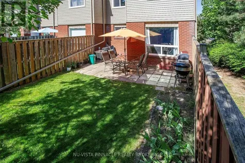 285 Bluevale Street North Waterloo ON N2J 4L8