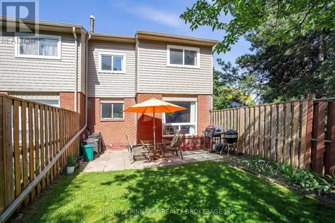 285 Bluevale Street North Waterloo ON N2J 4L8