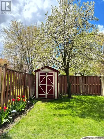 285 Bluevale Street North Waterloo ON N2J 4L8
