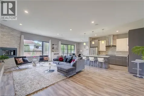 392 Allenby Court Waterloo ON N2K 3J8