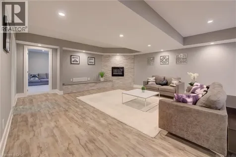 392 Allenby Court Waterloo ON N2K 3J8