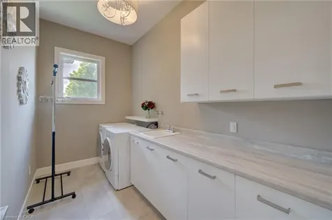 392 Allenby Court Waterloo ON N2K 3J8
