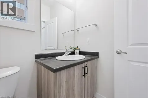 40 Moon Crescent Cambridge ON N1S 0C4