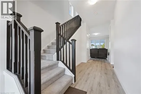 40 Moon Crescent Cambridge ON N1S 0C4