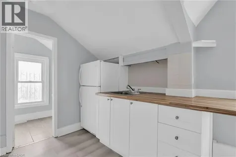 57 Beverly Street Cambridge ON N1R 3Z6