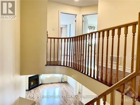 39 Bellrock Drive Ottawa ON K2K 3J4