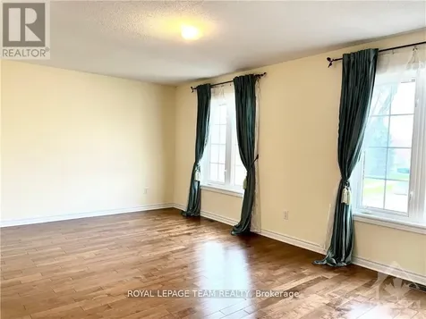 39 Bellrock Drive Ottawa ON K2K 3J4