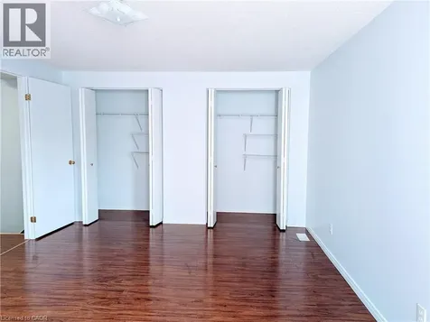 520 Chablis Drive Waterloo ON N2T 2X9