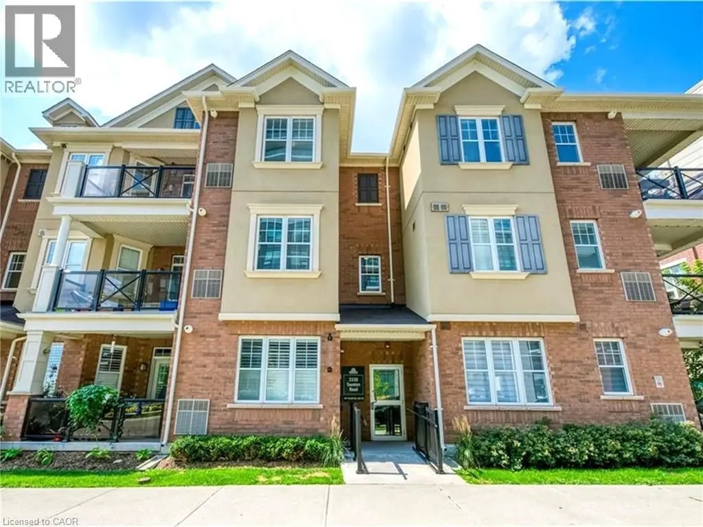 2338 Taunton Road Oakville ON L6H 0L3