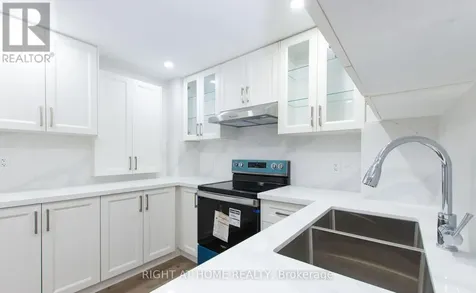 1112 Solomon Court Milton (wi Willmott) ON L9T 8H1