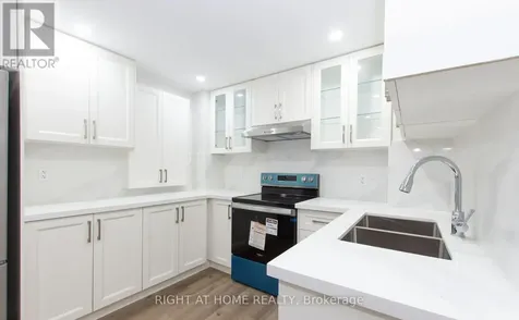 1112 Solomon Court Milton (wi Willmott) ON L9T 8H1
