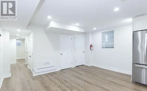 1112 Solomon Court Milton (wi Willmott) ON L9T 8H1
