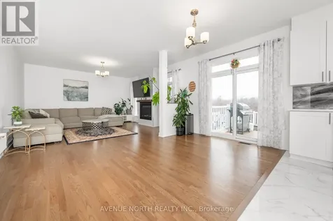 219 Reisling Way Ottawa ON K1T 0X1