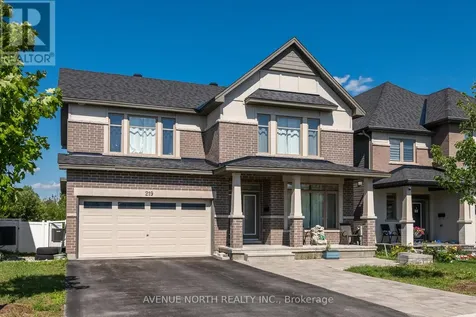 219 Reisling Way Ottawa ON K1T 0X1