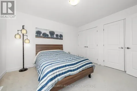 219 Reisling Way Ottawa ON K1T 0X1