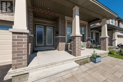 219 Reisling Way Ottawa ON K1T 0X1