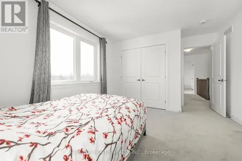 219 Reisling Way Ottawa ON K1T 0X1