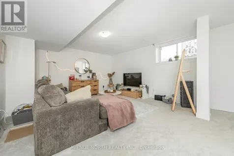 219 Reisling Way Ottawa ON K1T 0X1