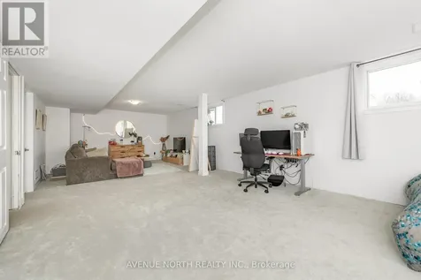 219 Reisling Way Ottawa ON K1T 0X1