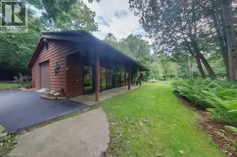 36 Tallwood Drive West Montrose ON N0B 2V0