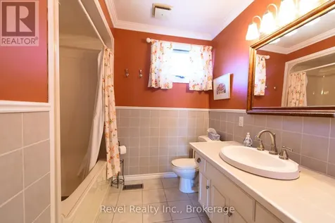 38 Station Street Clearview ON L0M 1L0