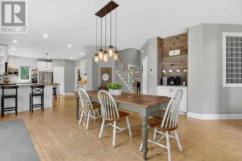 104 Wilbert Cox Drive Ottawa ON K0A 1L0