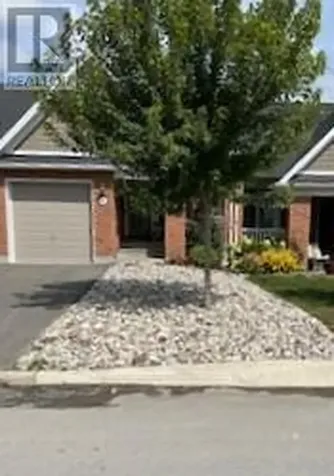 66 Kayenta Street West Ottawa ON K2S 2K7