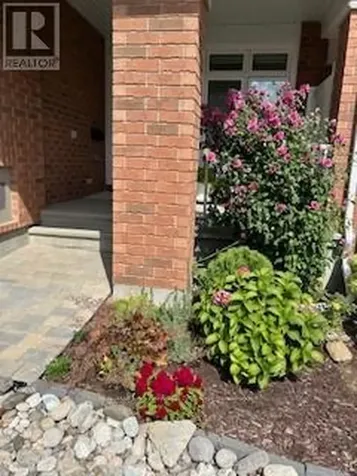 66 Kayenta Street West Ottawa ON K2S 2K7