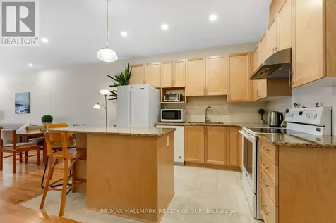 66 Kayenta Street West Ottawa ON K2S 2K7