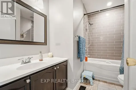 164 Midsummer Terrace Ottawa ON K1E 3V5