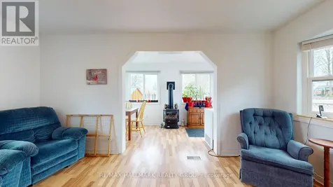 20 Crawford Street Brockville ON K6V 1S3