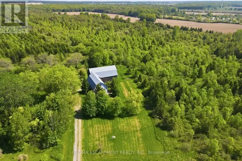 2069 Lakeshore Road Haldimand ON N1A 2W8