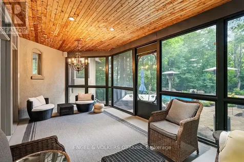 1412 Houston Crescent Ottawa ON K2W 1B6