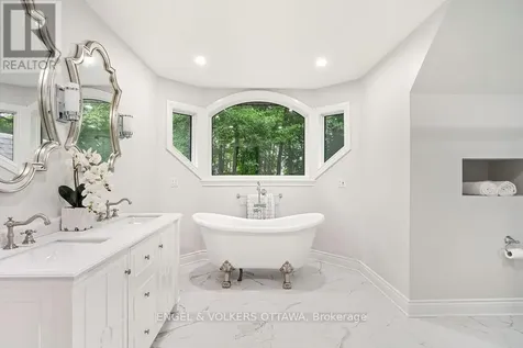 1412 Houston Crescent Ottawa ON K2W 1B6
