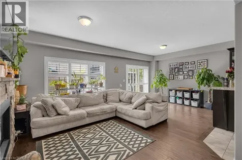 28 Banks Street Brantford ON N3T 0H7