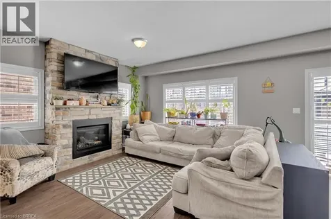 28 Banks Street Brantford ON N3T 0H7