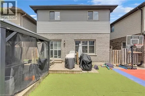 28 Banks Street Brantford ON N3T 0H7