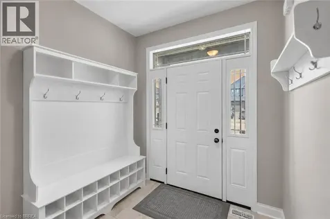 28 Banks Street Brantford ON N3T 0H7