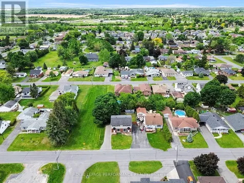 3152 Poirier Avenue Cornwall ON K6K 1C8