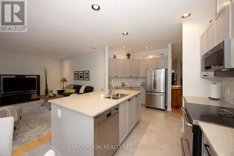 15 Whithorn Avenue Ottawa ON K2K 3B2