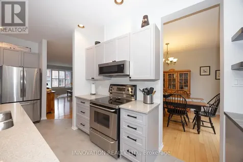 15 Whithorn Avenue Ottawa ON K2K 3B2