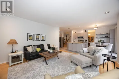 15 Whithorn Avenue Ottawa ON K2K 3B2