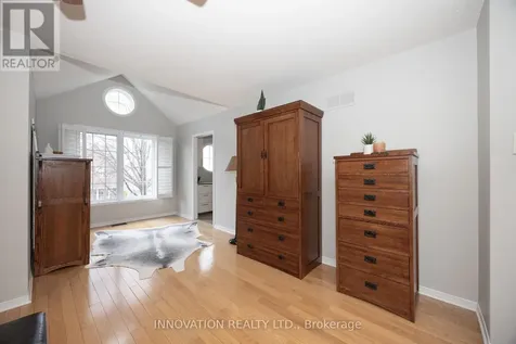 15 Whithorn Avenue Ottawa ON K2K 3B2