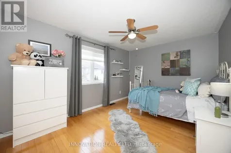 15 Whithorn Avenue Ottawa ON K2K 3B2