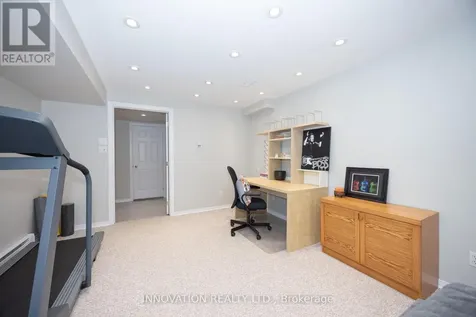 15 Whithorn Avenue Ottawa ON K2K 3B2